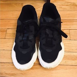 Adidas Yung-96 J Sneakers